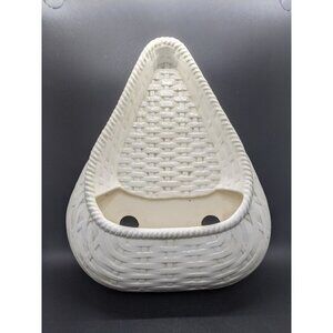 Hobbyist Wall Pocket White Ceramic Basket Weave Planter Wall Hanging 13" Vintage